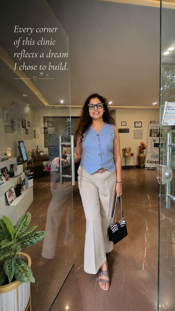 Dr. Ishita Agarwal at Fab32 Dental Clinic